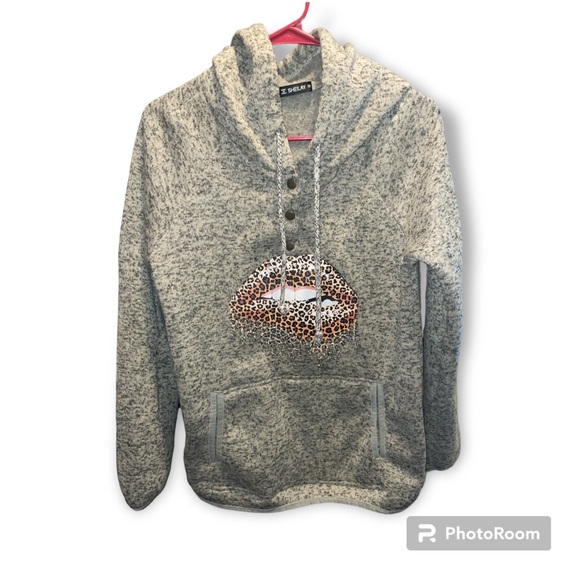 (Will make avail. again our I locate) Leopard lips hoodie - Picture 4 of 6